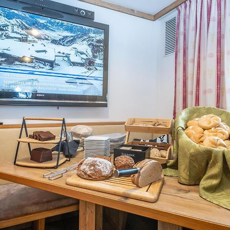Panorama Hotel Guggenbichl - Inkl Sommerkarte, Einmaliger Eintritt Ins Tauern Spa & Bester Ausblick Ueber Капрун Екстер'єр фото
