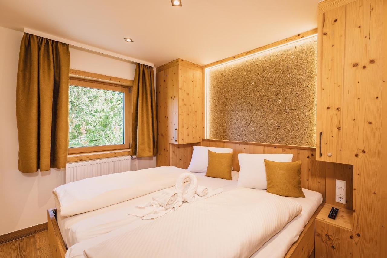 Panorama Hotel Guggenbichl - Inkl Sommerkarte, Einmaliger Eintritt Ins Tauern Spa & Bester Ausblick Ueber Капрун Екстер'єр фото